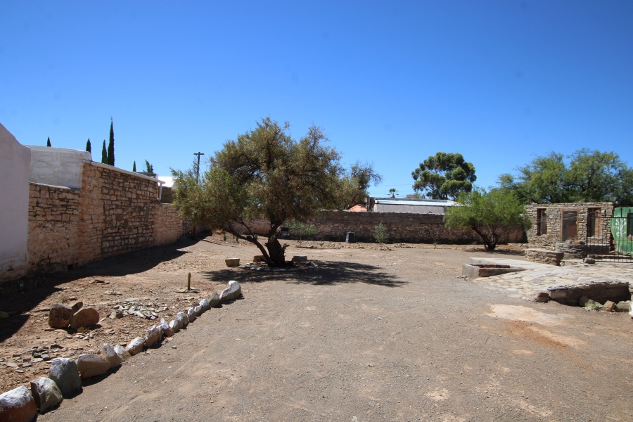 2 Bedroom Property for Sale in Fraserburg Northern Cape